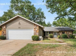 6070 Whisper Valley Dr, Memphis, TN 38141