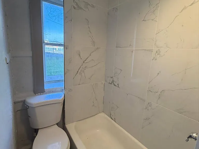 717 Arlington Ave #1DD — Photo 11