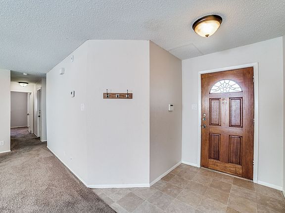 4th image of 10430 Tippecanoe