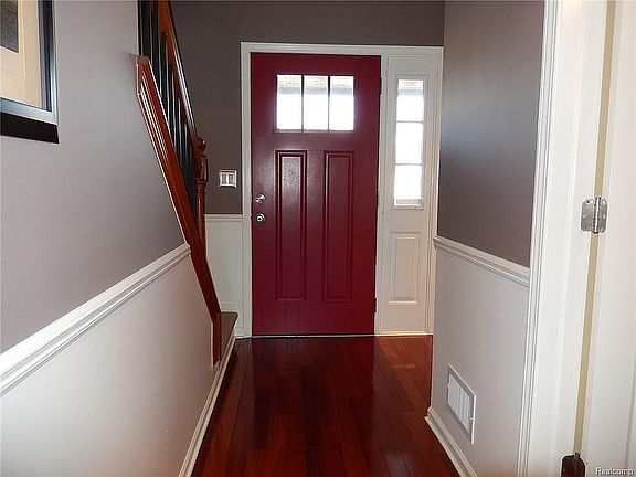 2nd image of 665 Sutten Dr