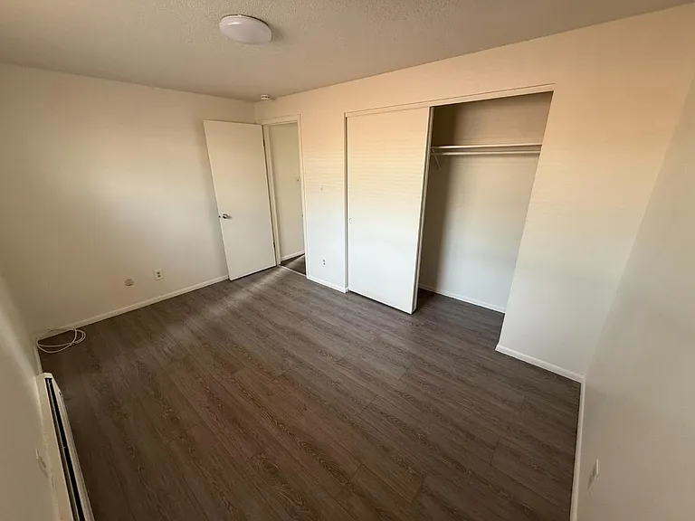 Unit Photo