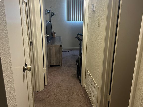 4th image of 911 W Kettleman Ln #15