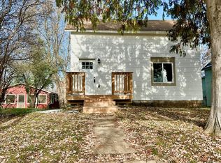 407 3rd St, Bovey, MN 55709