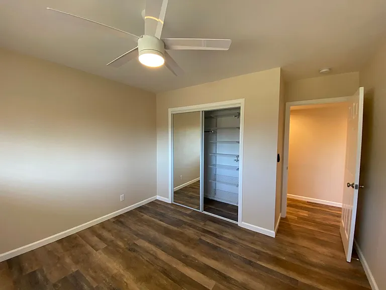 5900 Cahill Ave — Photo 29