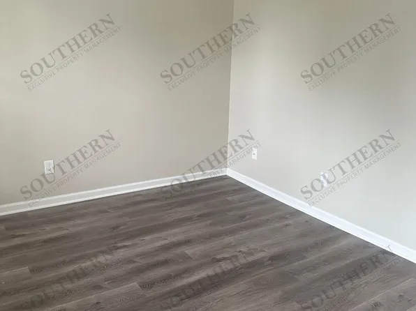 124 Creekwood Drive, 124 Creekwood Ave APT B, Bowling Green, KY 42101