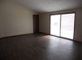 1571 Center Rd APT 8, West Seneca, NY 14224