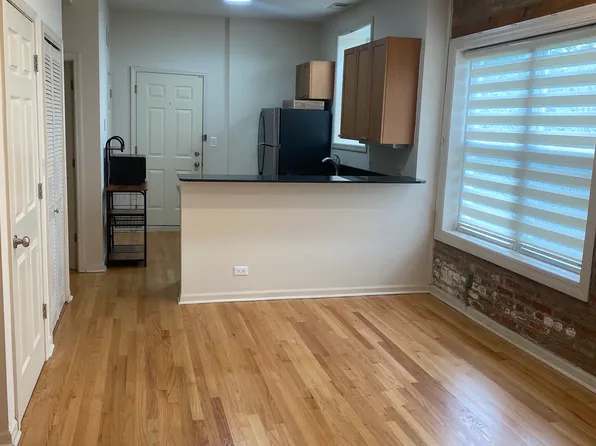 964 E 62nd St, Chicago, IL