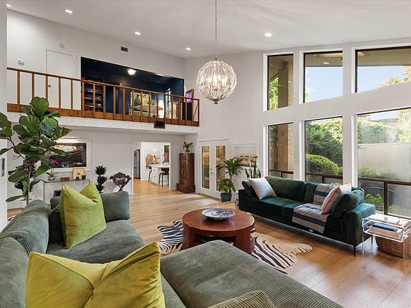 5th image of 37 Bramlette Pl