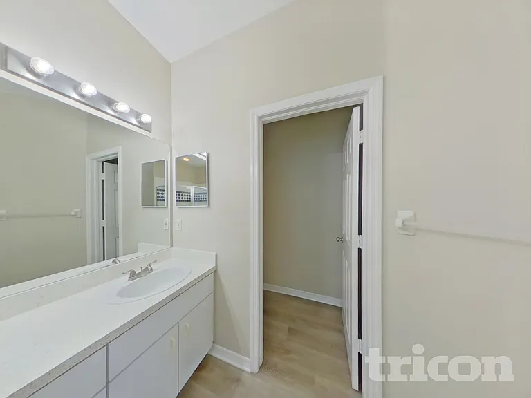 8306 Moccasin Trail Dr — Photo 8
