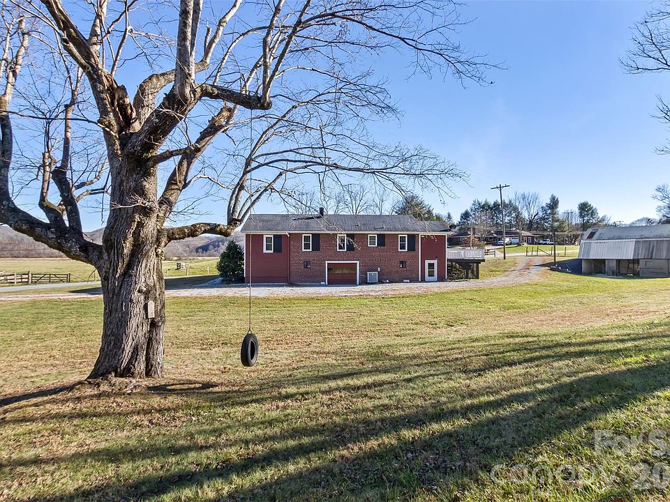 1st image of 522 Calvert Rd