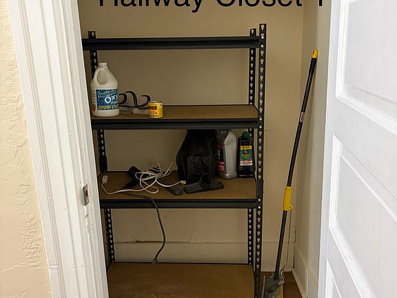 5th image of 5434 Baywood St Floor 1