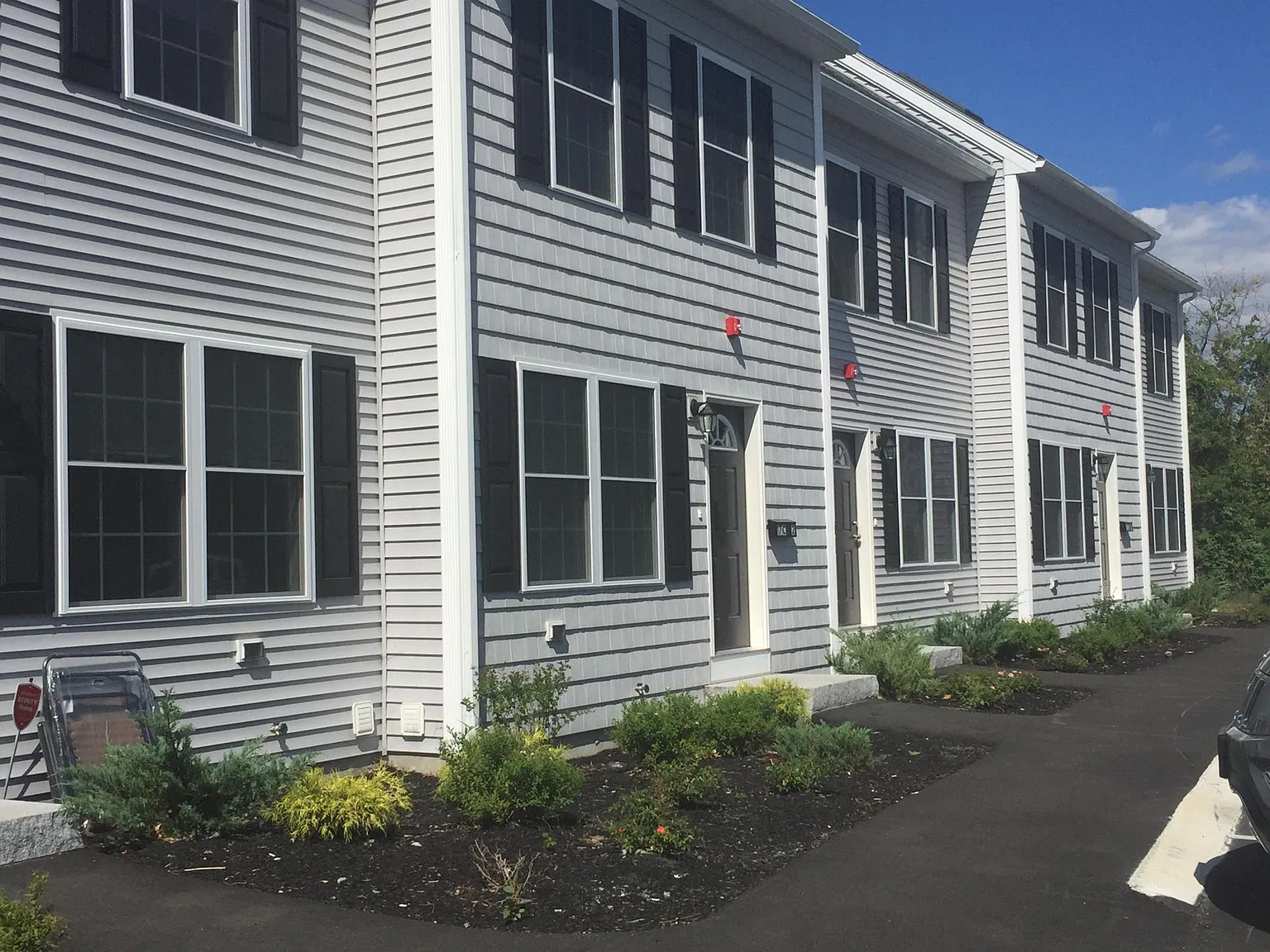 17 South Ave — Photo 1
