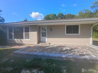 321 Locust Ave, Howell, NJ 07731