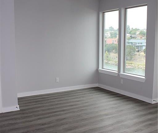 2nd image of 2301 Hancock Ave #3