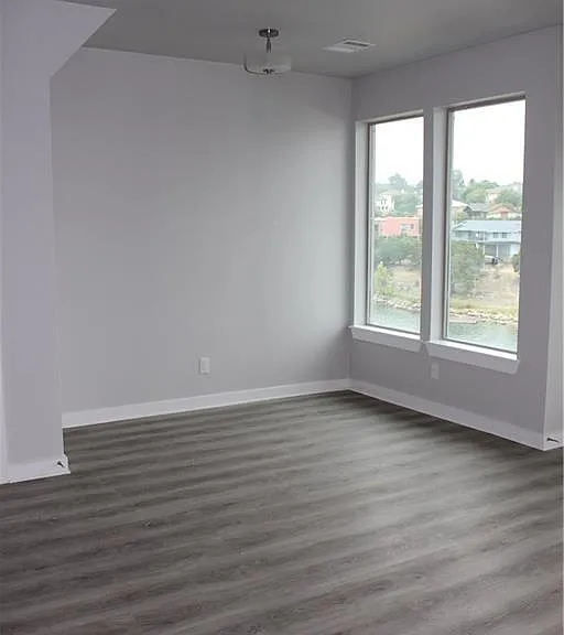 2301 Hancock Ave #3 — Photo 2
