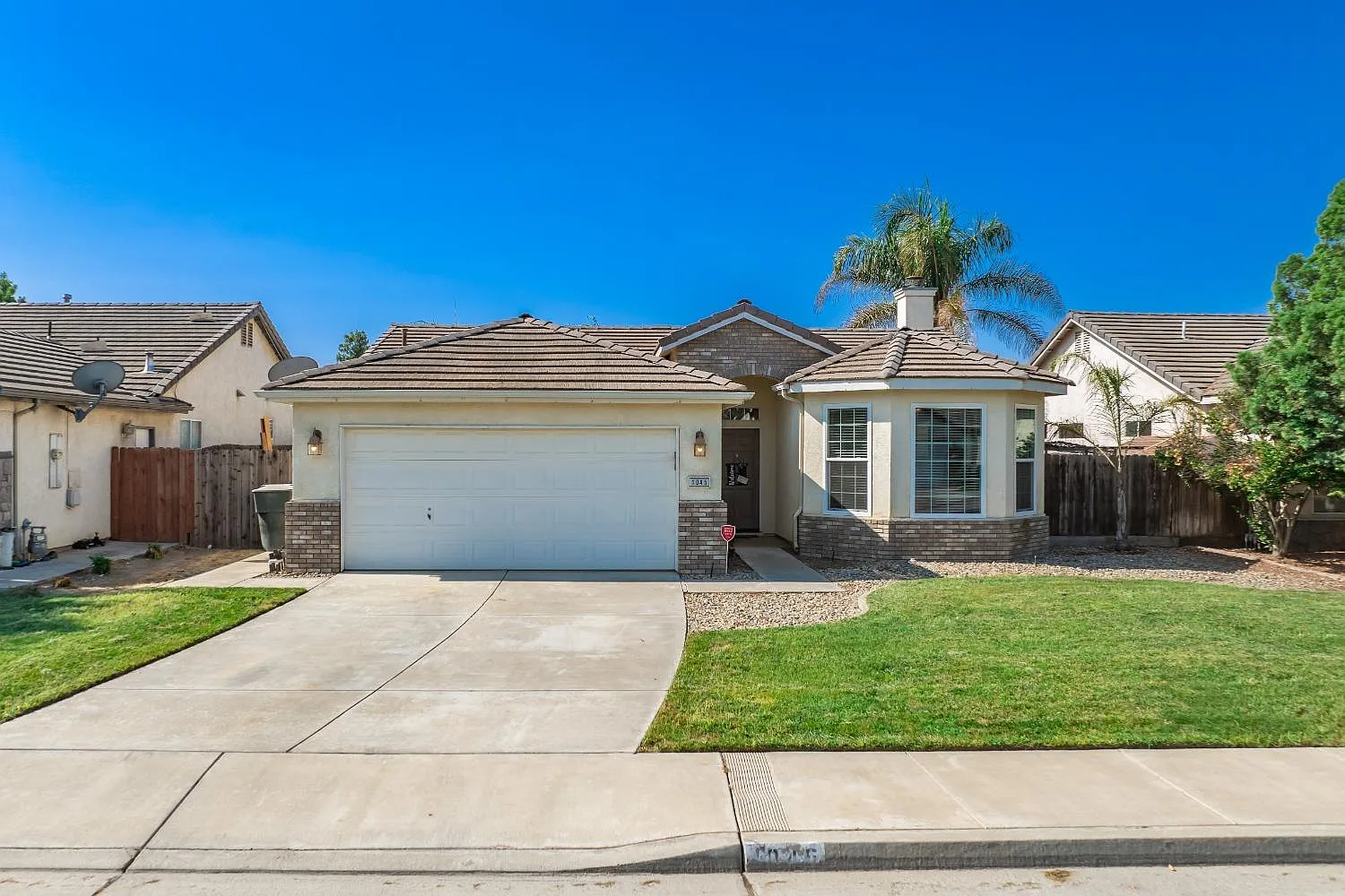 1045 W North Star Dr photo 1