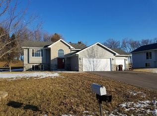 540 Albion Pl, Maple Lake, MN 55358