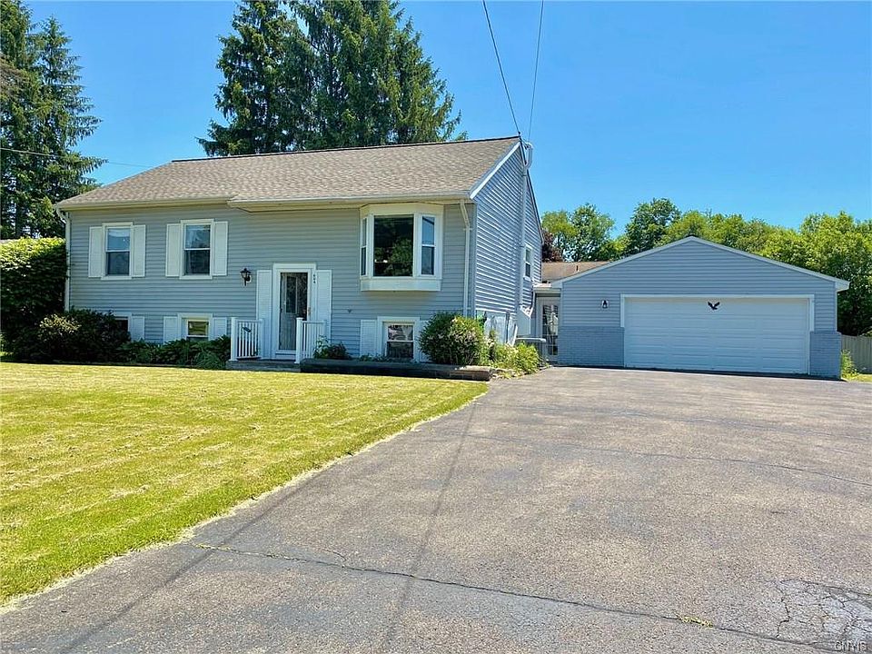 1st image of 804 Lamont Cir