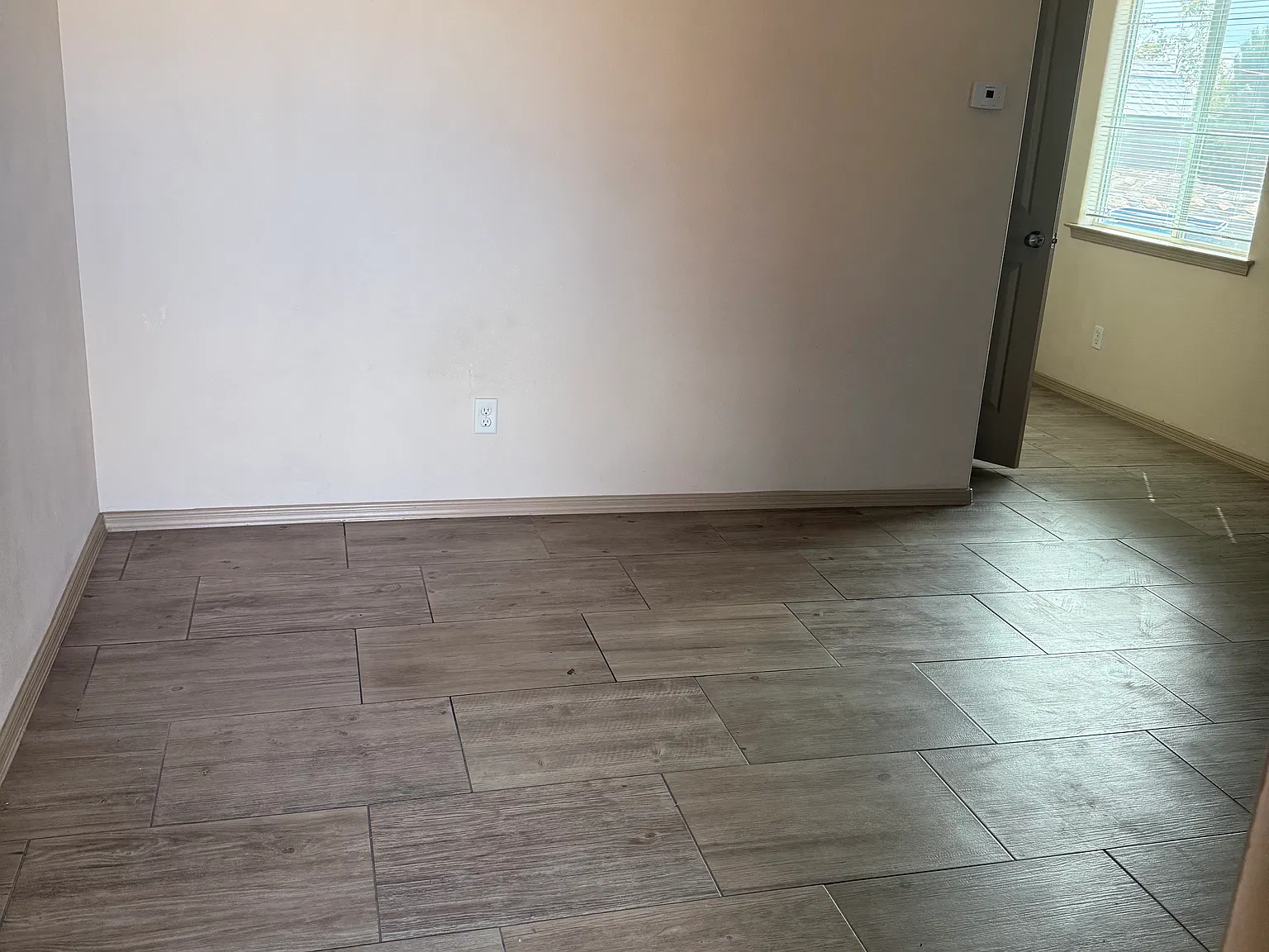 1 bed, 650 sqft, $850 — Photo 2