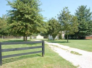 Staton Rd, Irvine, KY 40336