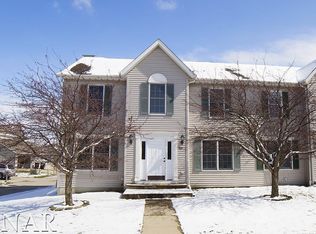 1413 Hull St, Normal, IL 61761