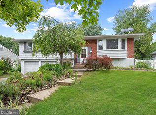 15 Jade Ln, Cherry Hill, NJ 08002