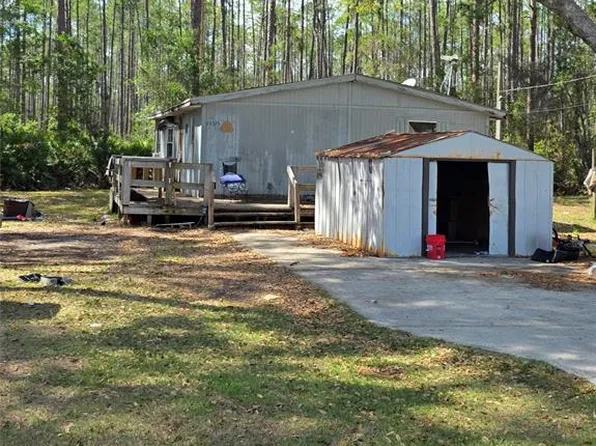 24326 Maxwell St, Astor, FL 32102