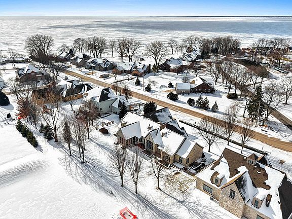 3rd image of N8418 N Shore Rd