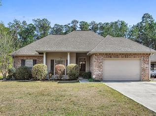 20332 Helenbirg Rd, Covington, LA 70433