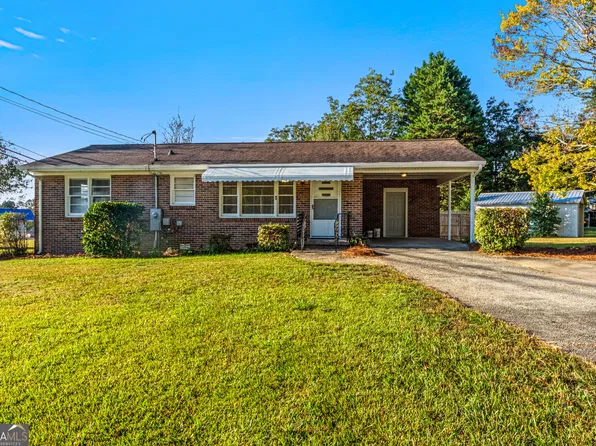 254 Bellvue Dr, Toccoa, GA 30577
