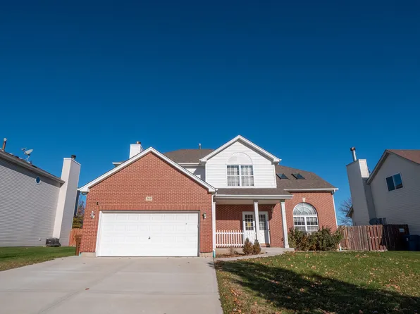 364 Polo Club Dr, Glendale Heights, IL 60139
