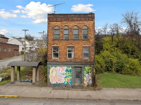 917 Braddock Ave, Braddock, PA 15104