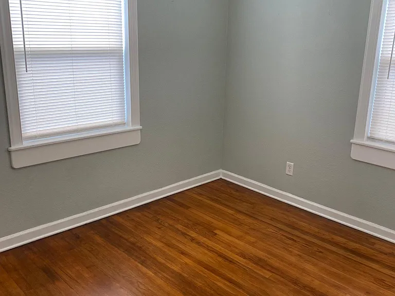 1309 Arthur Ave — Photo 8