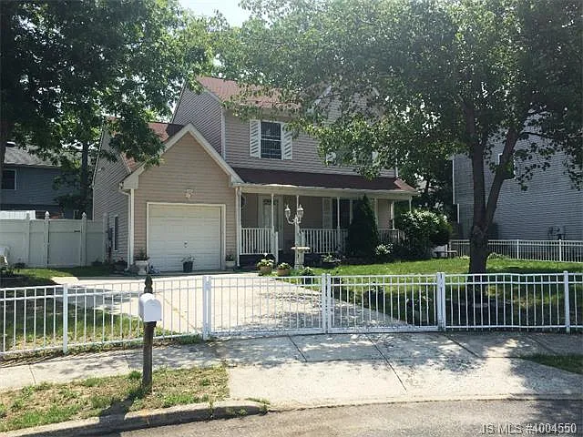 1075 N Carolina Ct photo 1