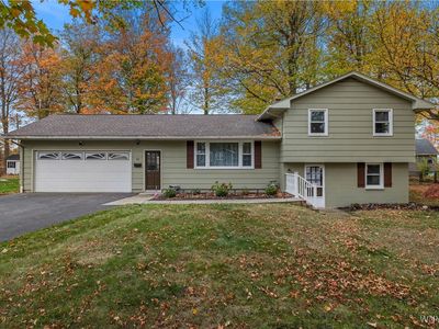 22 Crescent Dr, Akron, NY, 14001