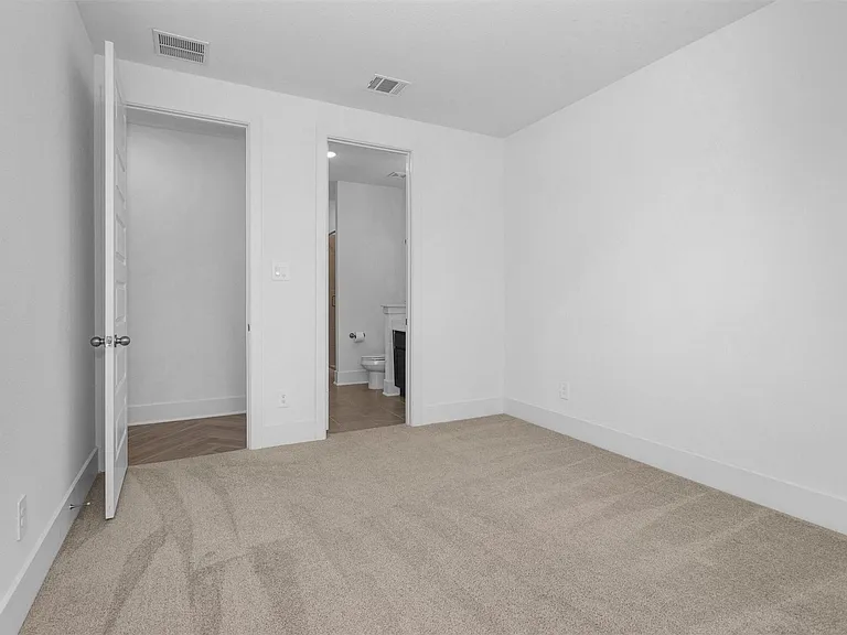 634 Cibolo Creek Dr — Photo 28