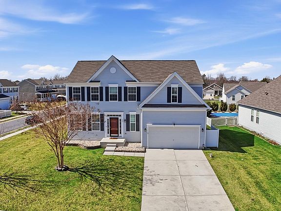 4th image of 250 Paysan Ln