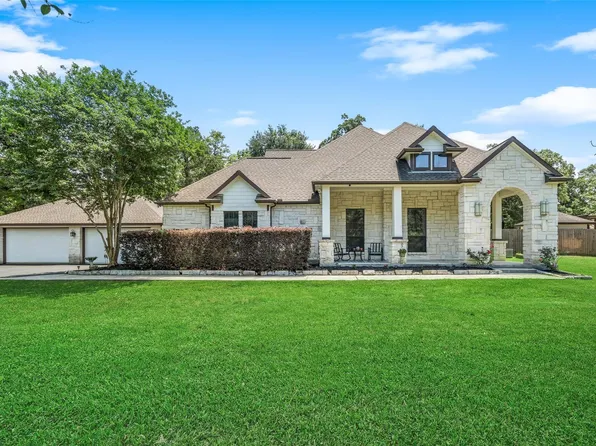 12300 Cedar Ln, Willis, TX 77378