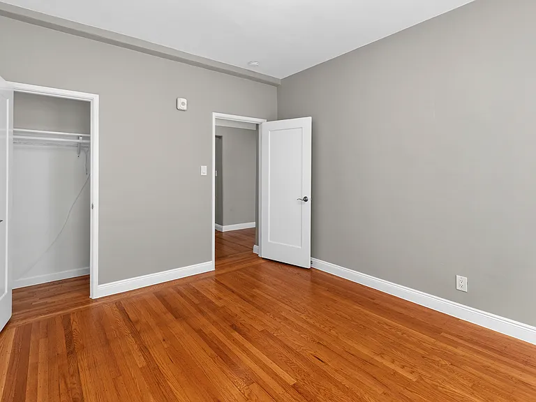 300 16th Avenue — Photo 15