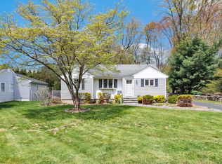 46 Waller Rd, Bridgeport, CT 06606