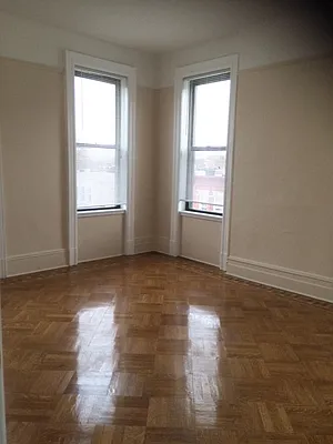 Rented by Blue Egg Realty Corp | media 2