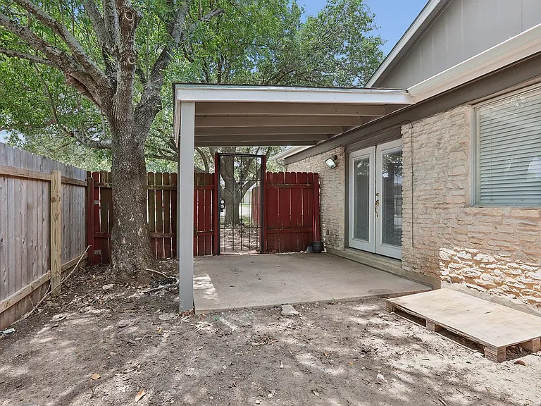 11912 Sunhillow Bnd #B — Photo 13