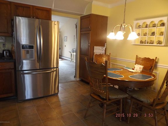 4th image of 101 Canterbury Ln