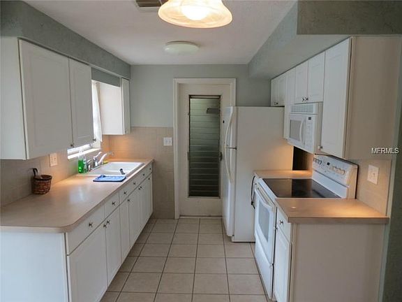 5th image of 5328 Forest Hills Dr
