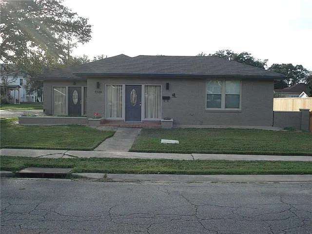 5300 Paris Ave — Photo 16