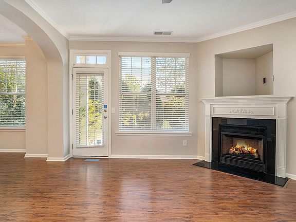4th image of 1207 Crown Vista Dr
