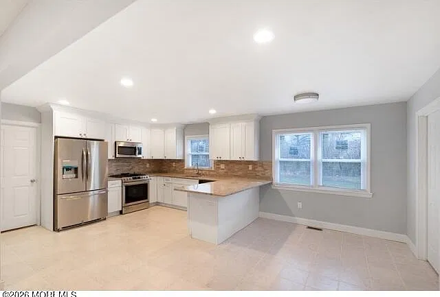 4 bed, 2874 sqft, $4,600 — Photo 3