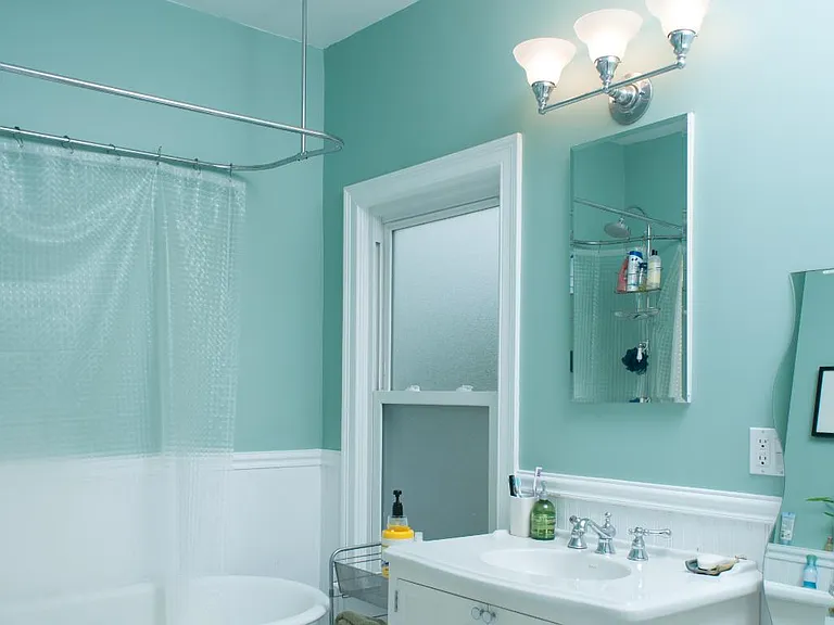 50 Concord Ave #2 — Photo 10