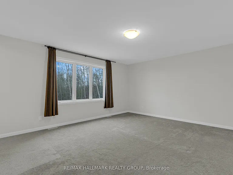173 Lynn Coulter St — Photo 15