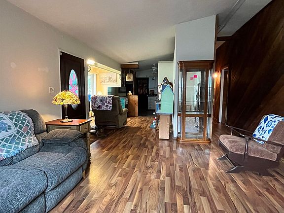 4th image of 2527 N Locke St
